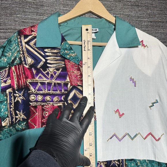 Vintage Bonnie Blair Women's Embroidered Light Button-Down Shirt Jacket Size L - Picture 8 of 16